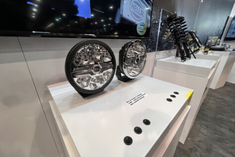 sema-2023-hella-launches-powerful-blade-lights-for-on-and-off-road-2023-12-05_18-04-42_526698